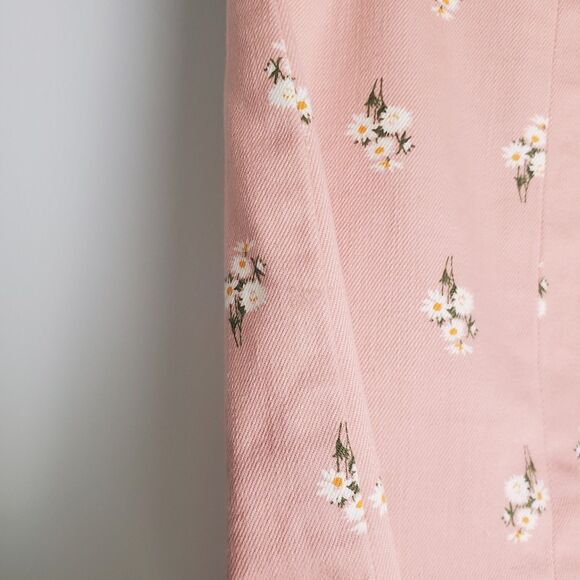 Aeropostale Floral Print Pink Coquette Mini Skirt Size Small - Picture 8 of 10